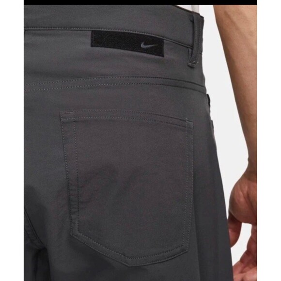 NWT Nike Dri Slim Fit Repel Golf pants 42x30 Men Gray NEW athletic casual work - Picture 2 of 4